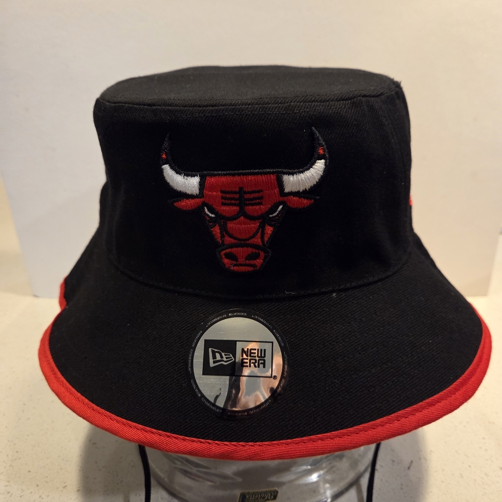 Chicago Bulls New Era Black Bucket Hat. New